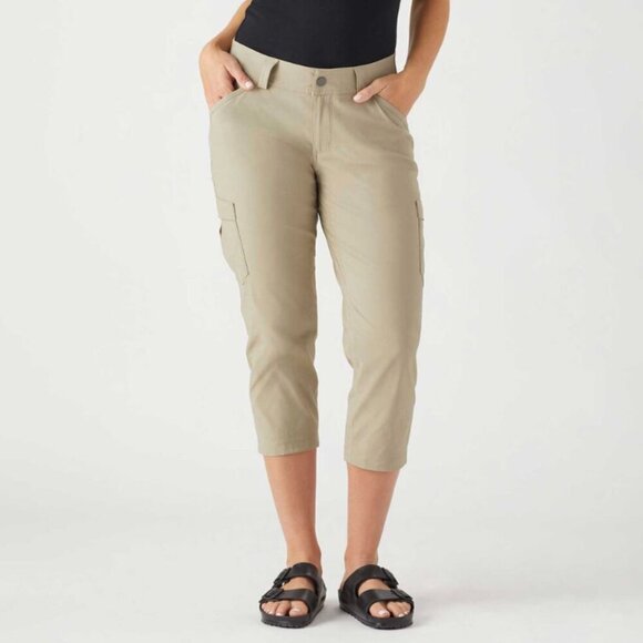 Duluth Trading Women's Dry on the Fly Capris Pants‎ 6 Tan Hiking Outdoor Nylon - Picture 11 of 12